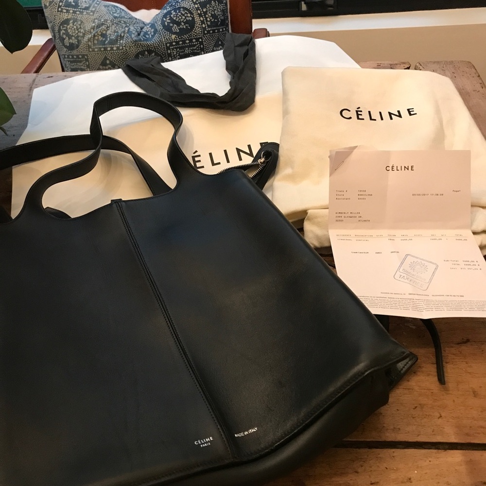 Celine Vertical Tri-fold Tote - Picture 5 of 9